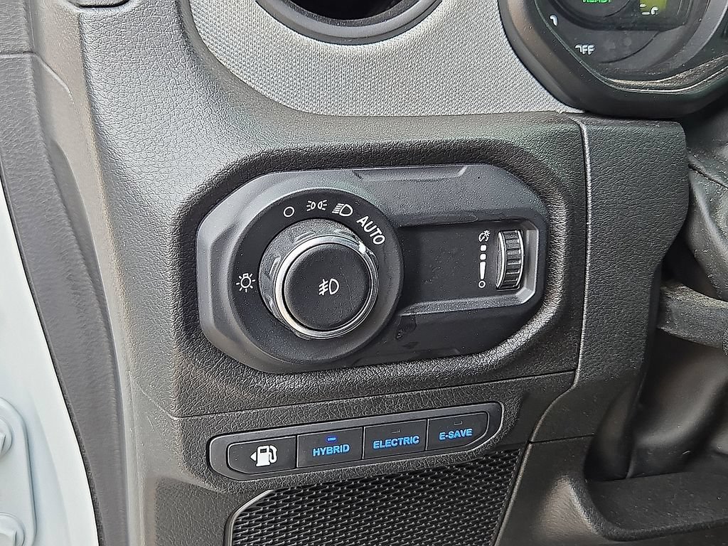 Used 2024 Jeep Wrangler Unlimited AWD/4WD image 24