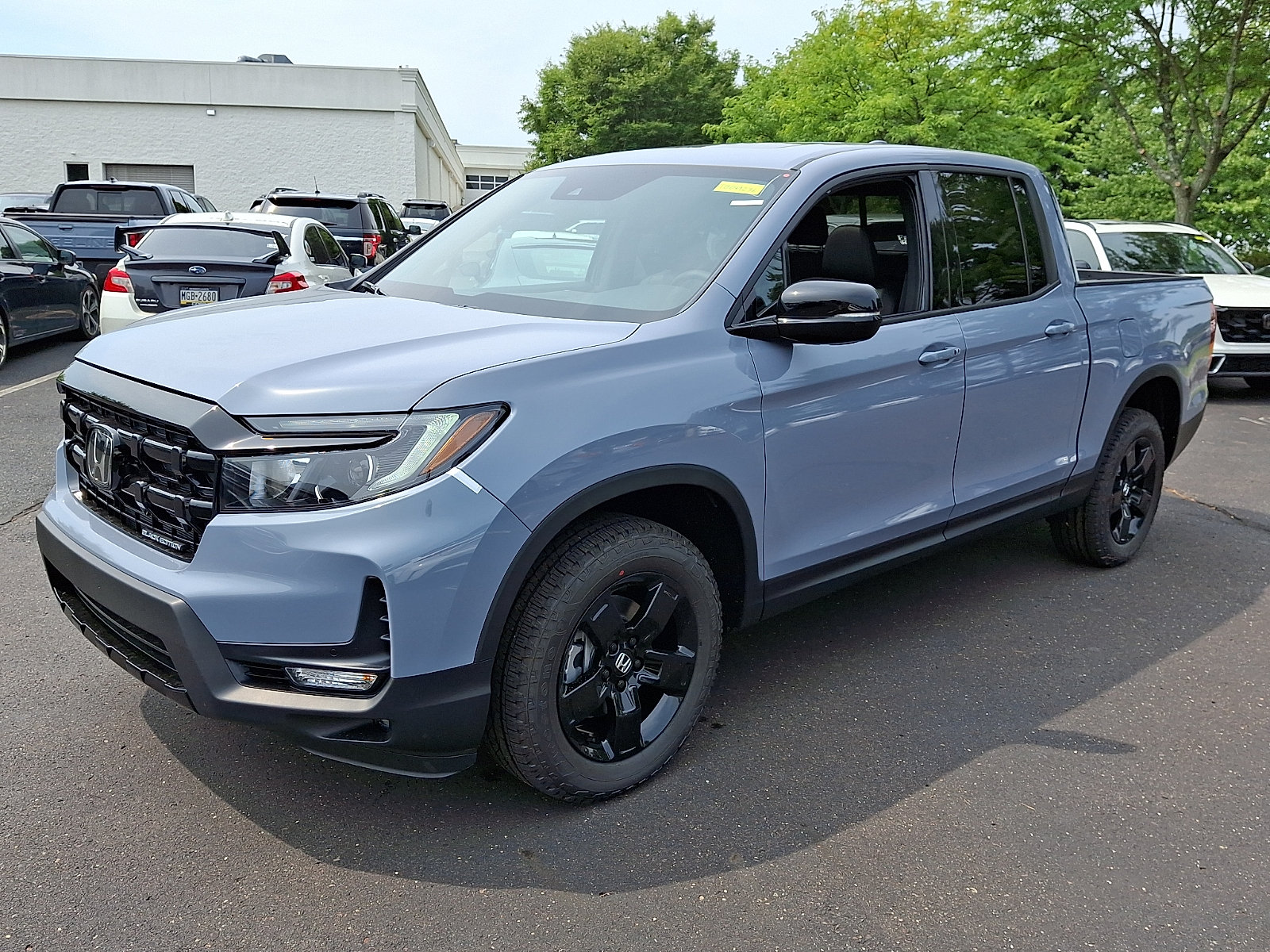 New 2026 Honda Ridgeline Black Edition image 2