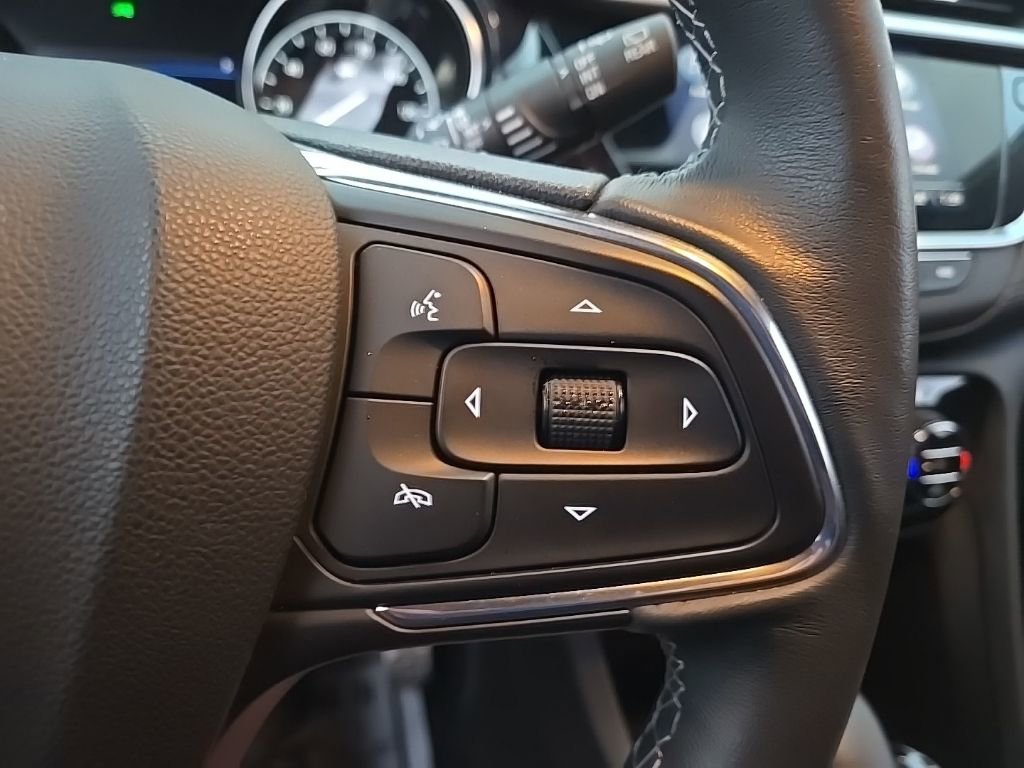 Used 2023 Buick Encore GX Select w/ Sport Touring Package image 26