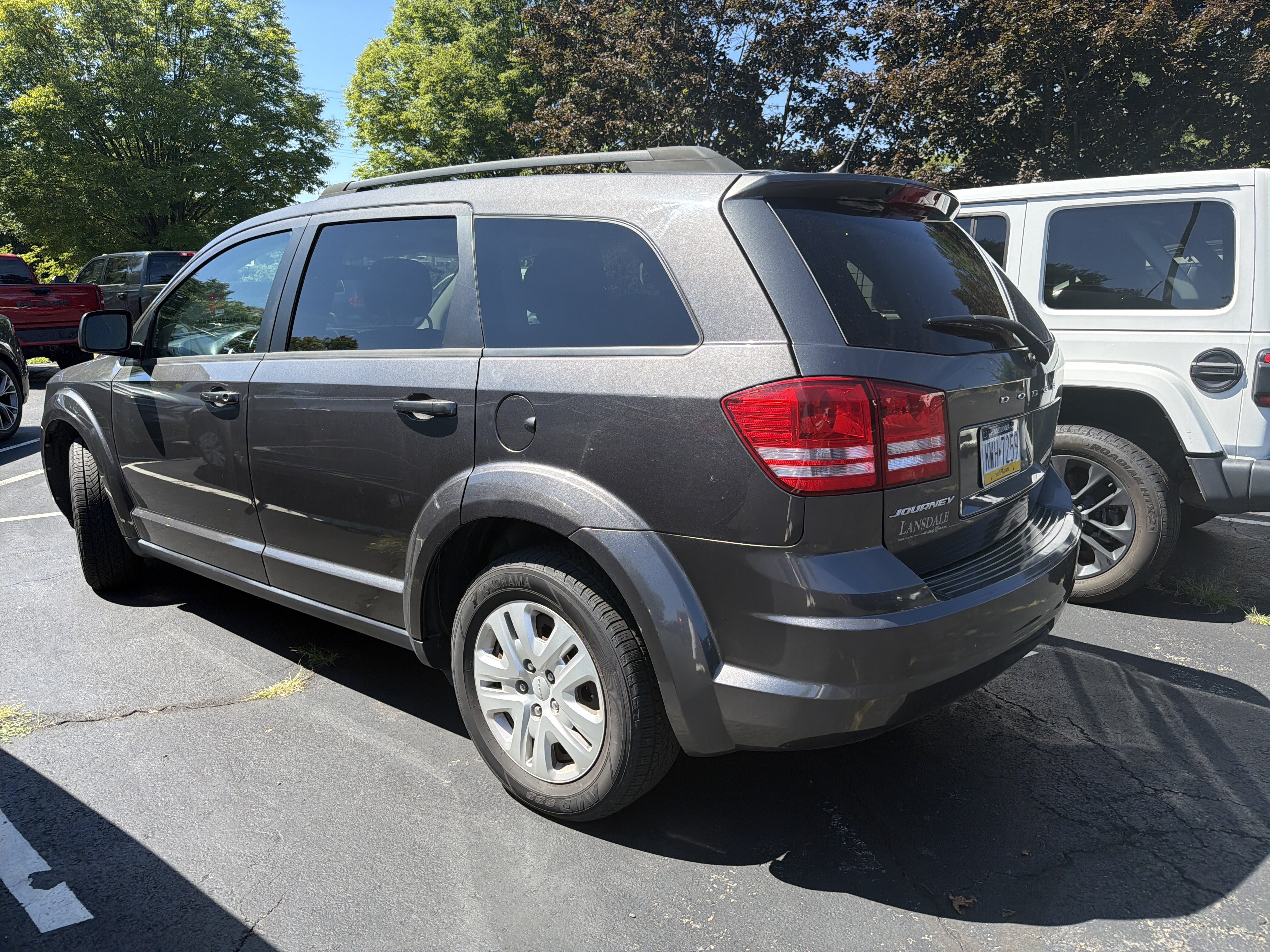 Used 2016 Dodge Journey SE w/ Flexible Seating Group FWD image 4