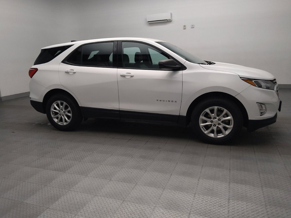 Used 2018 Chevrolet Equinox LS image 11