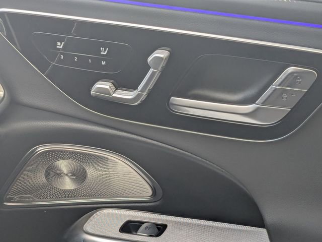 Used 2025 Mercedes-Benz E 350 4MATIC Sedan image 21