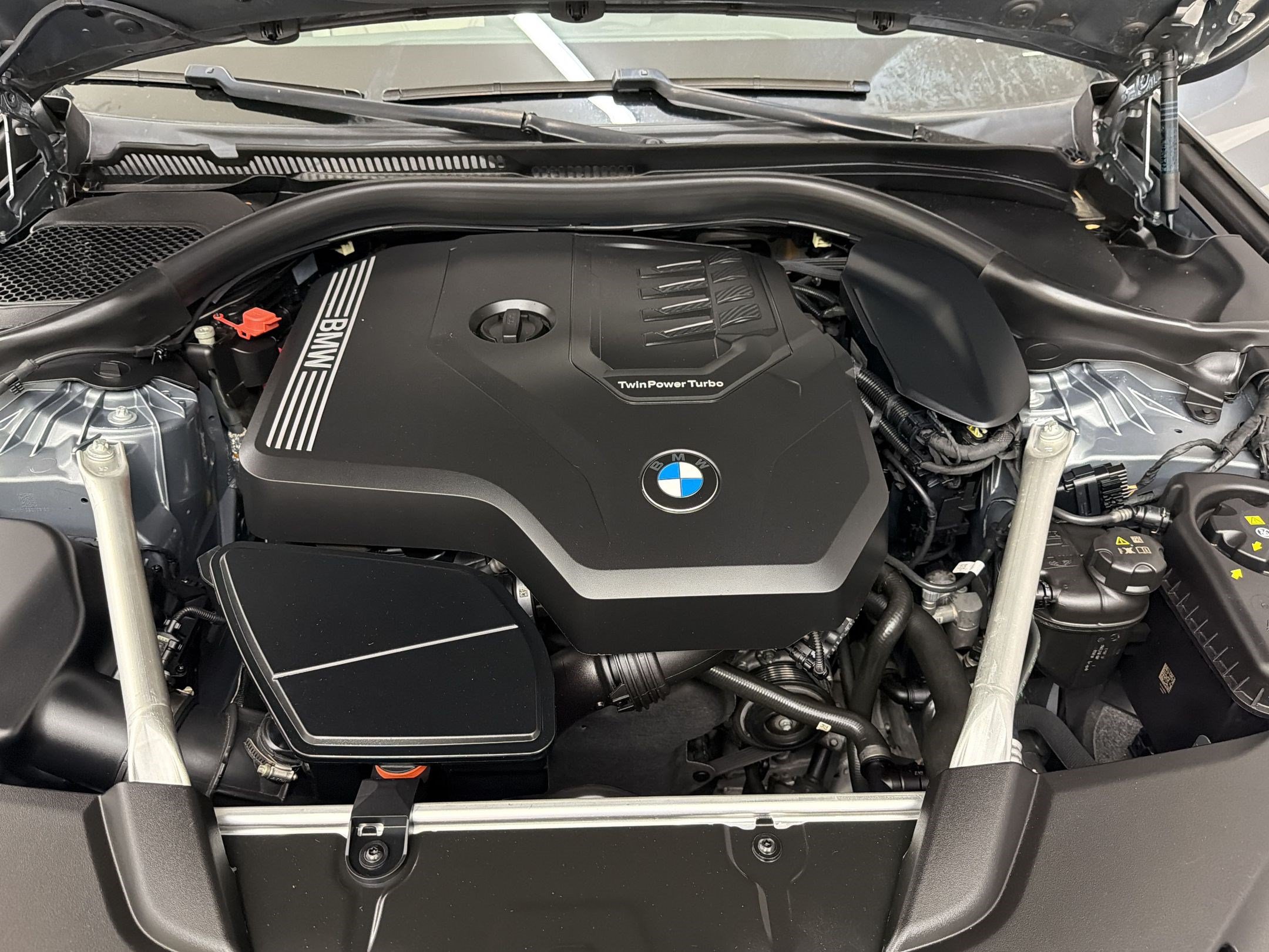 Used 2023 BMW 530i w/ M Sport Package RWD image 32
