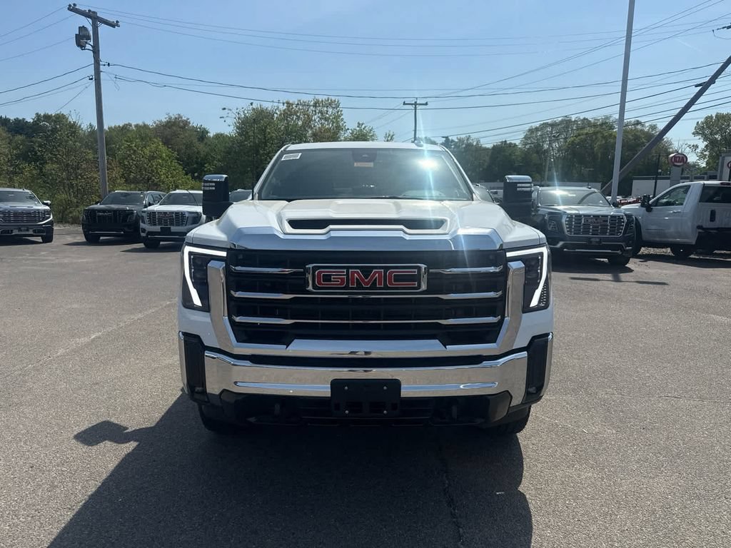 New 2026 GMC Sierra 2500 SLT AWD/4WD image 9