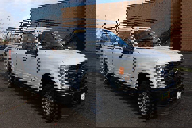 Used 2022 Ford F250 XL w/ Power Equipment Group image 1