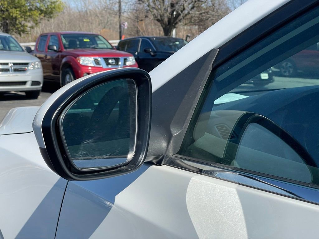 Certified 2023 Nissan Sentra SV w/ All-Weather Package FWD image 31