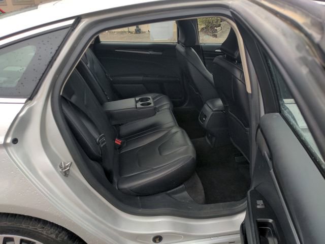 Used 2017 Ford Fusion Titanium image 18