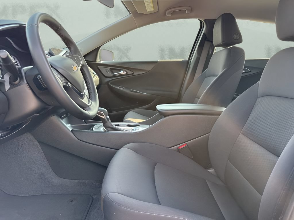 Used 2024 Chevrolet Malibu LT w/ Midnight Edition FWD image 10