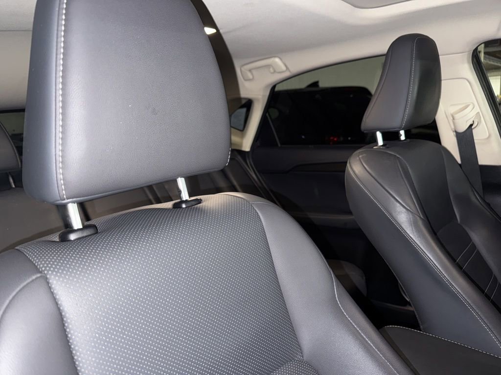 Used 2015 Lexus NX 300h AWD image 13