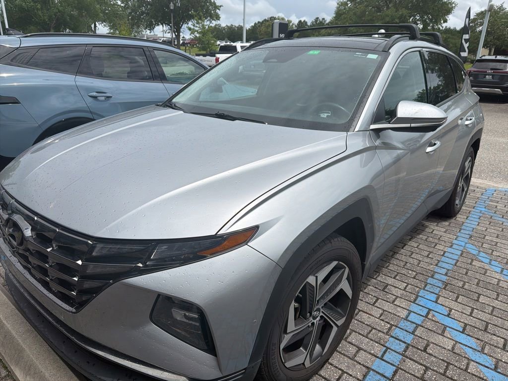 Used 2023 Hyundai Tucson Limited w/ Cargo Package FWD image 2