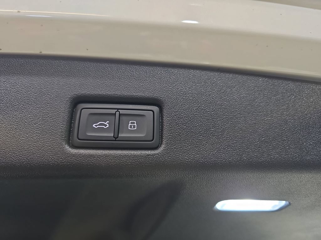 New 2026 Audi SQ5 Premium Plus AWD/4WD image 13