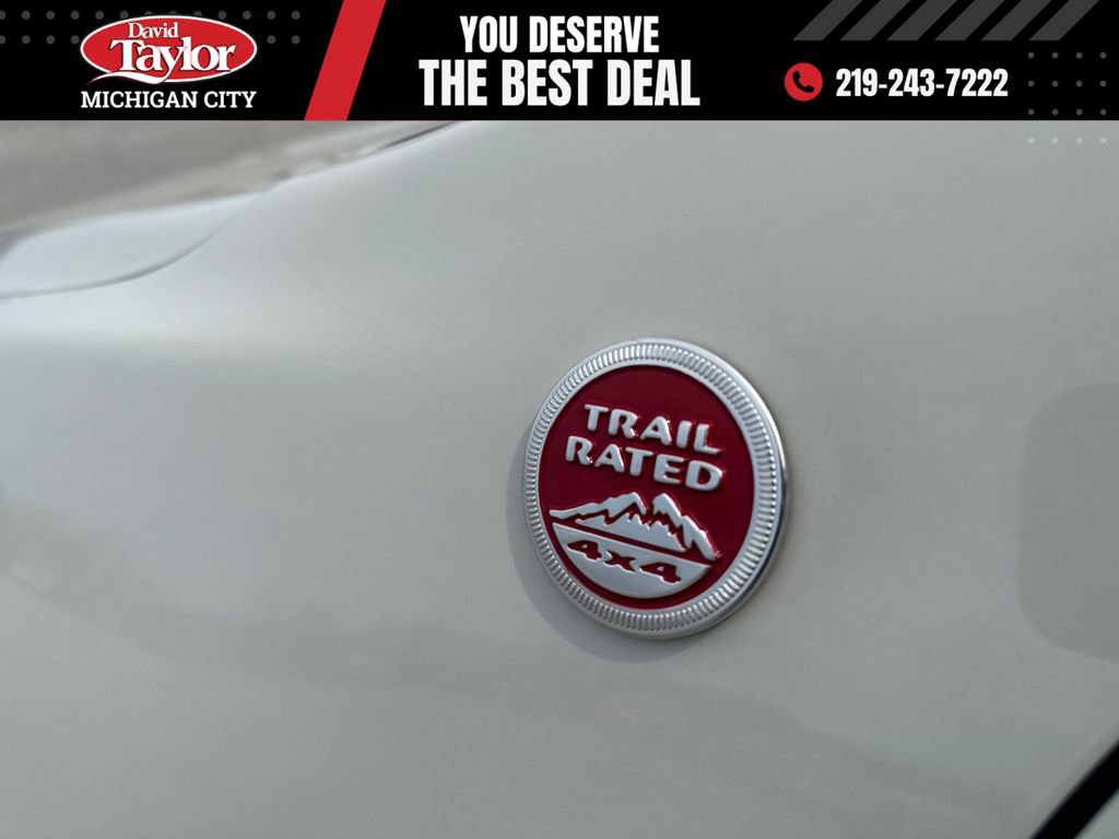 Used 2019 Jeep Cherokee Trailhawk image 41