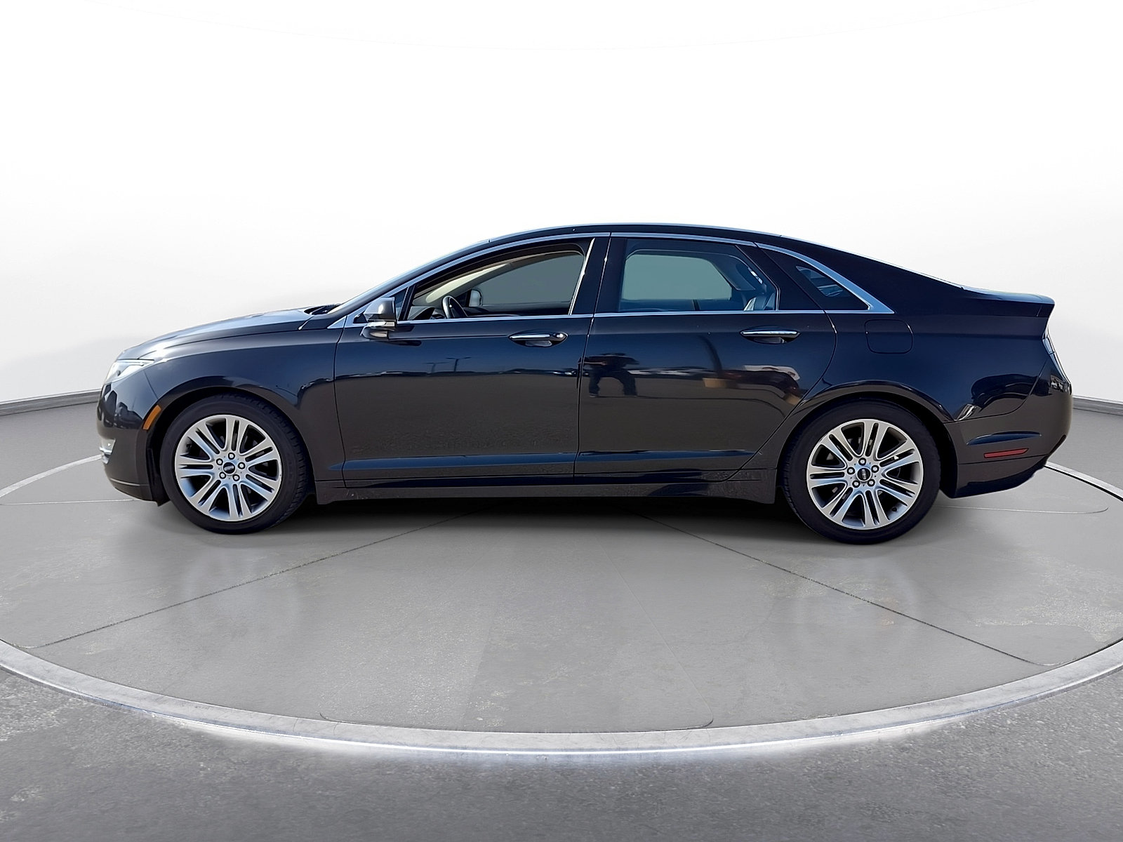 Used 2016 Lincoln MKZ Hybrid FWD image 5