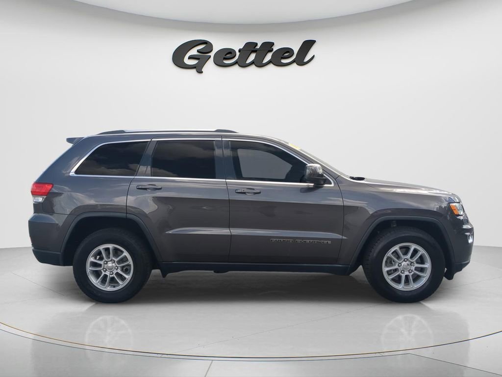 Used 2019 Jeep Grand Cherokee Laredo RWD image 4