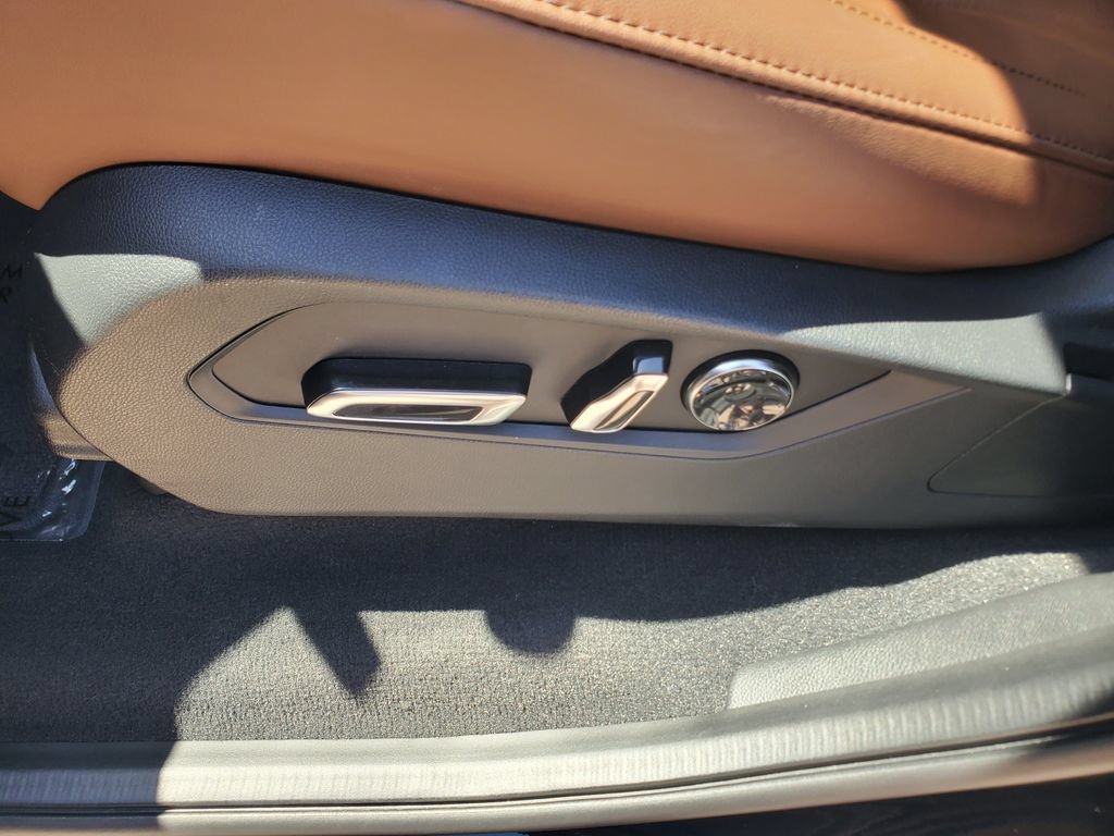 Used 2025 Acura MDX w/ Technology Package FWD image 20