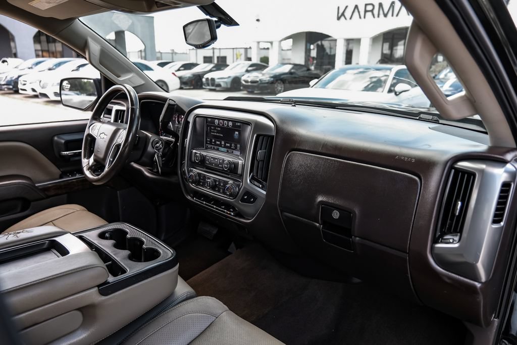 Used 2016 Chevrolet Silverado 1500 LT w/ Texas Edition RWD image 10