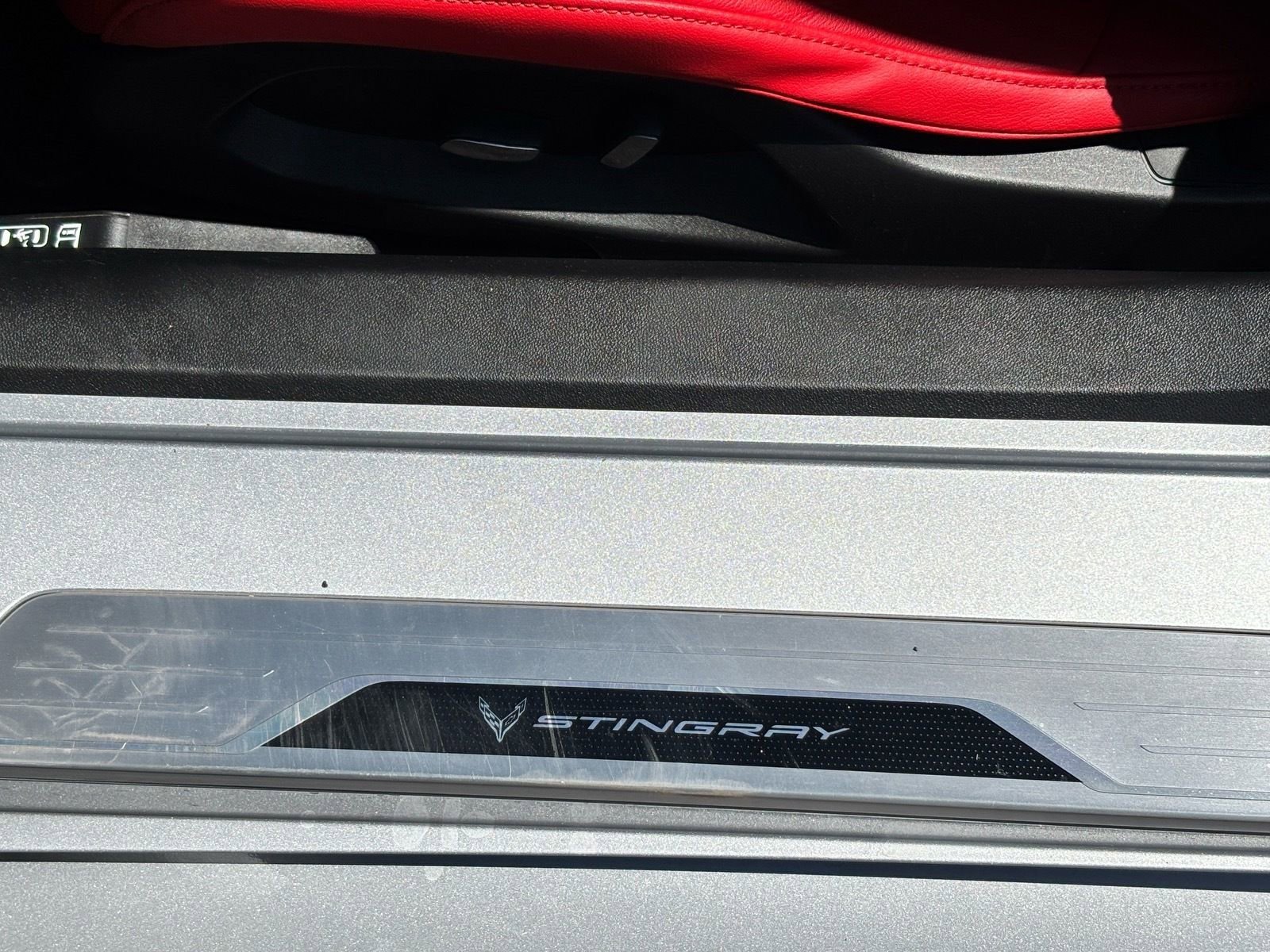 Used 2020 Chevrolet Corvette Stingray Coupe w/ Z51 Performance Package RWD image 15