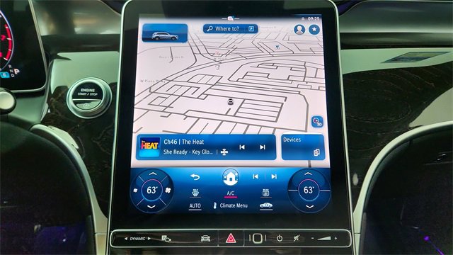 Used 2024 Mercedes-Benz GLC 300 4MATIC w/ AMG Line image 43