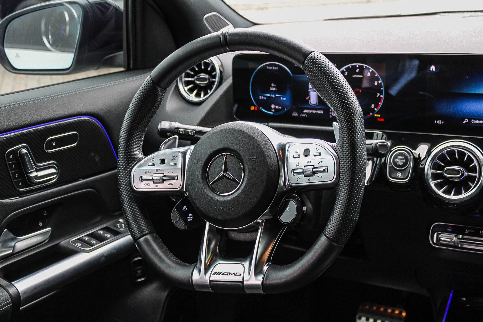 Used 2023 Mercedes-Benz GLA 45 AMG 4MATIC image 17
