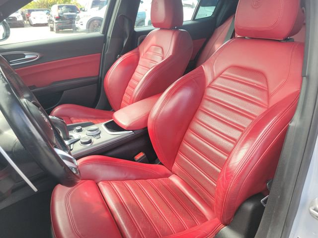 Used 2021 Alfa Romeo Giulia Ti Sport image 19