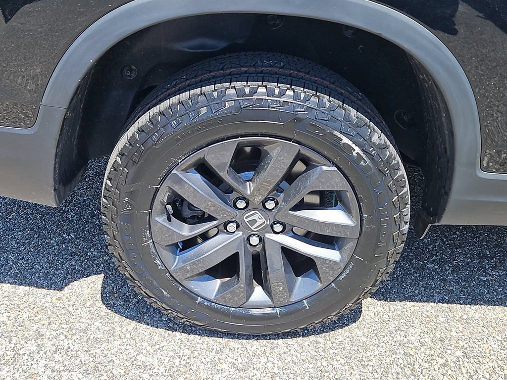 Certified 2023 Honda Ridgeline Sport image 9