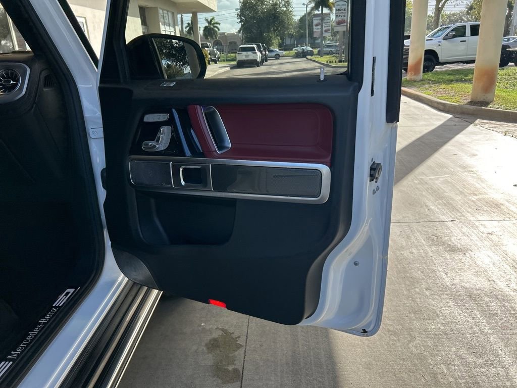 Used 2022 Mercedes-Benz G 550 w/ G Manufaktur Interior Package image 24