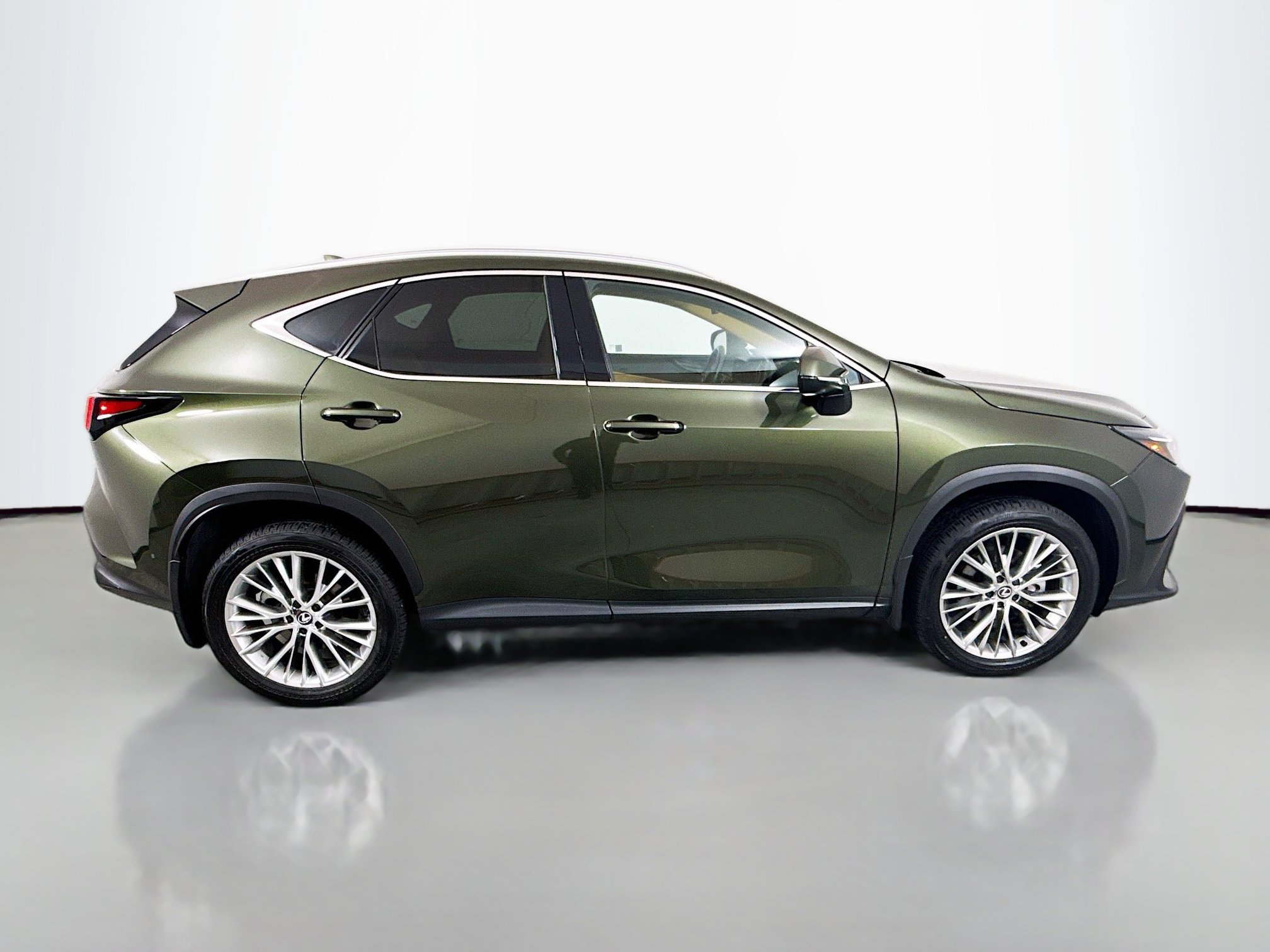 Used 2025 Lexus NX 350 350 Premium w/ Cold Area Package image 8