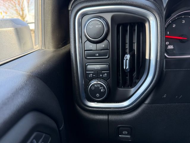 Used 2021 Chevrolet Silverado 2500 LT w/ Z71 Off-Road Package image 17