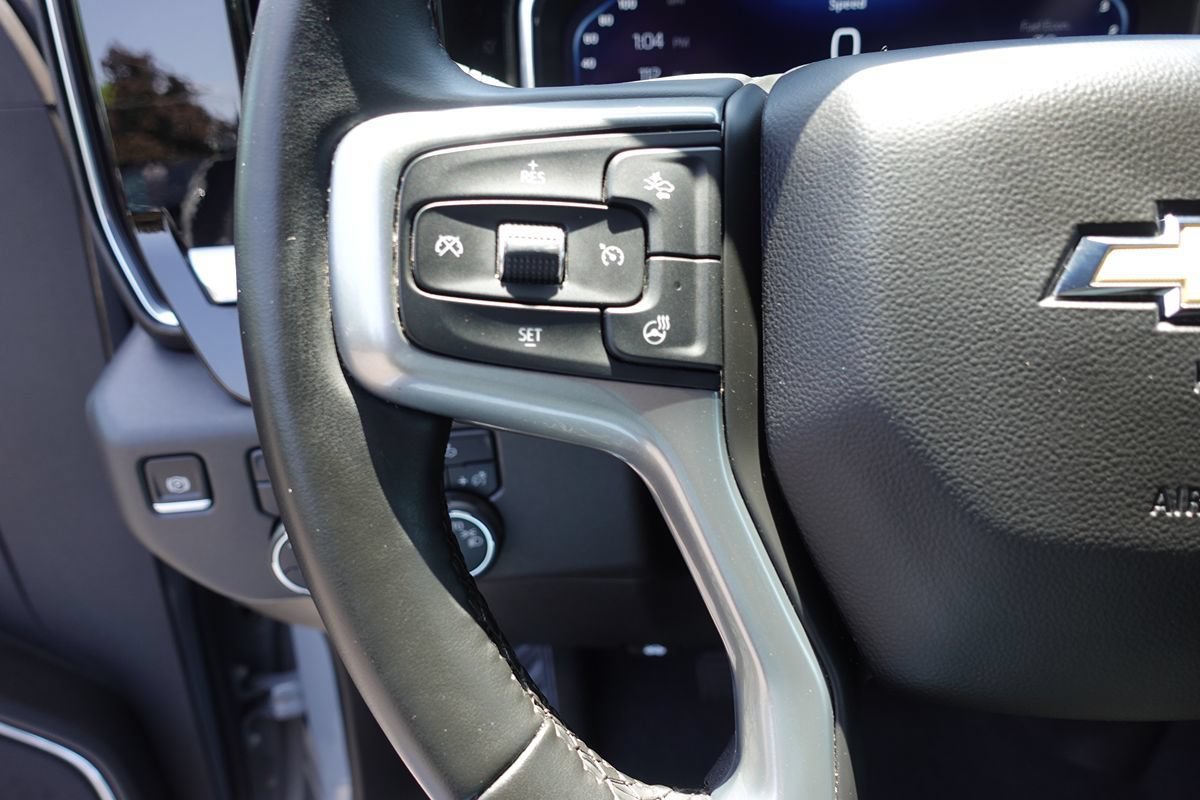 Used 2024 Chevrolet Silverado 1500 LT AWD/4WD image 46