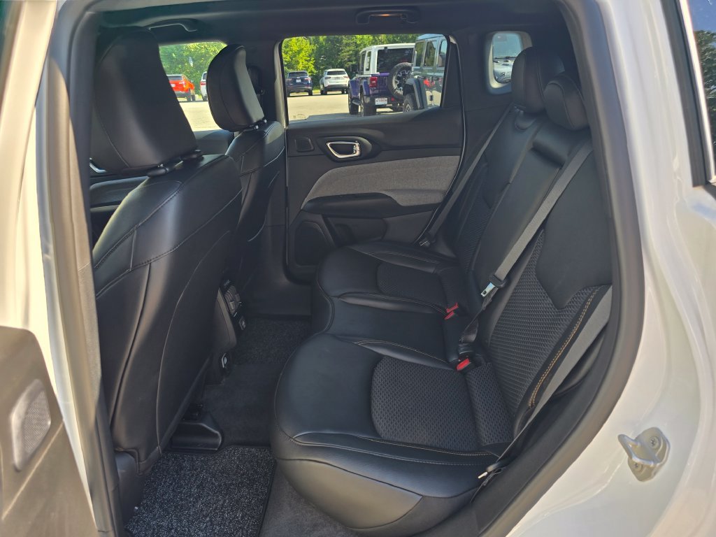 New 2026 Jeep Compass Latitude AWD/4WD image 10