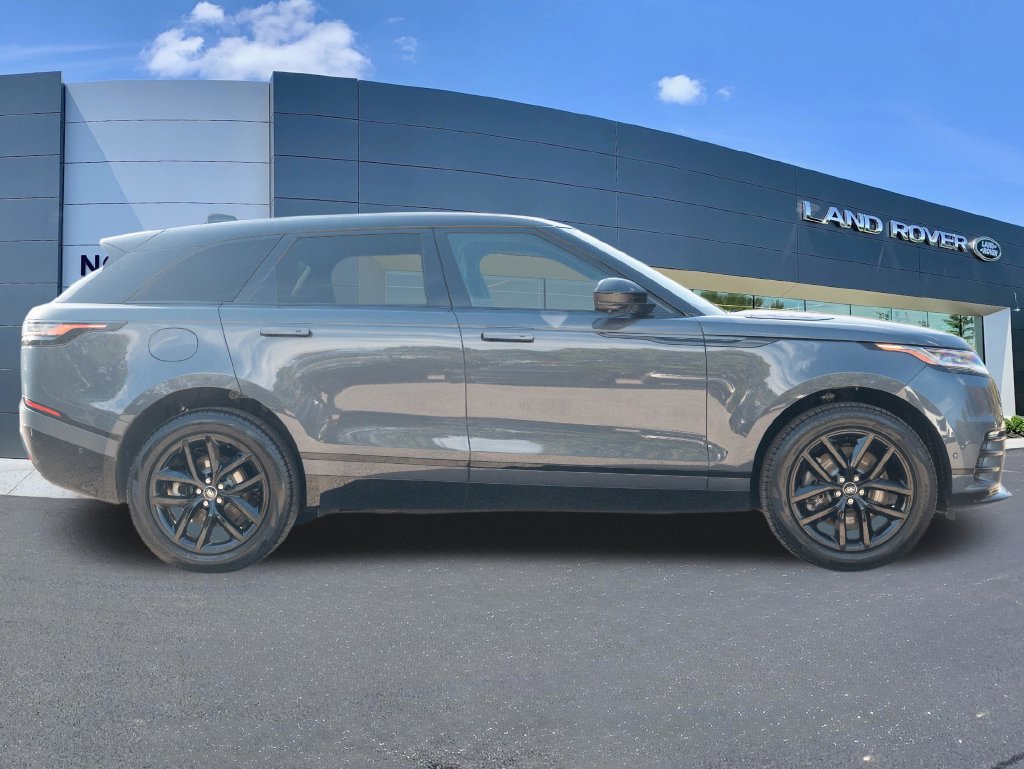 Certified 2026 Land Rover Range Rover Velar Dynamic SE AWD/4WD image 8