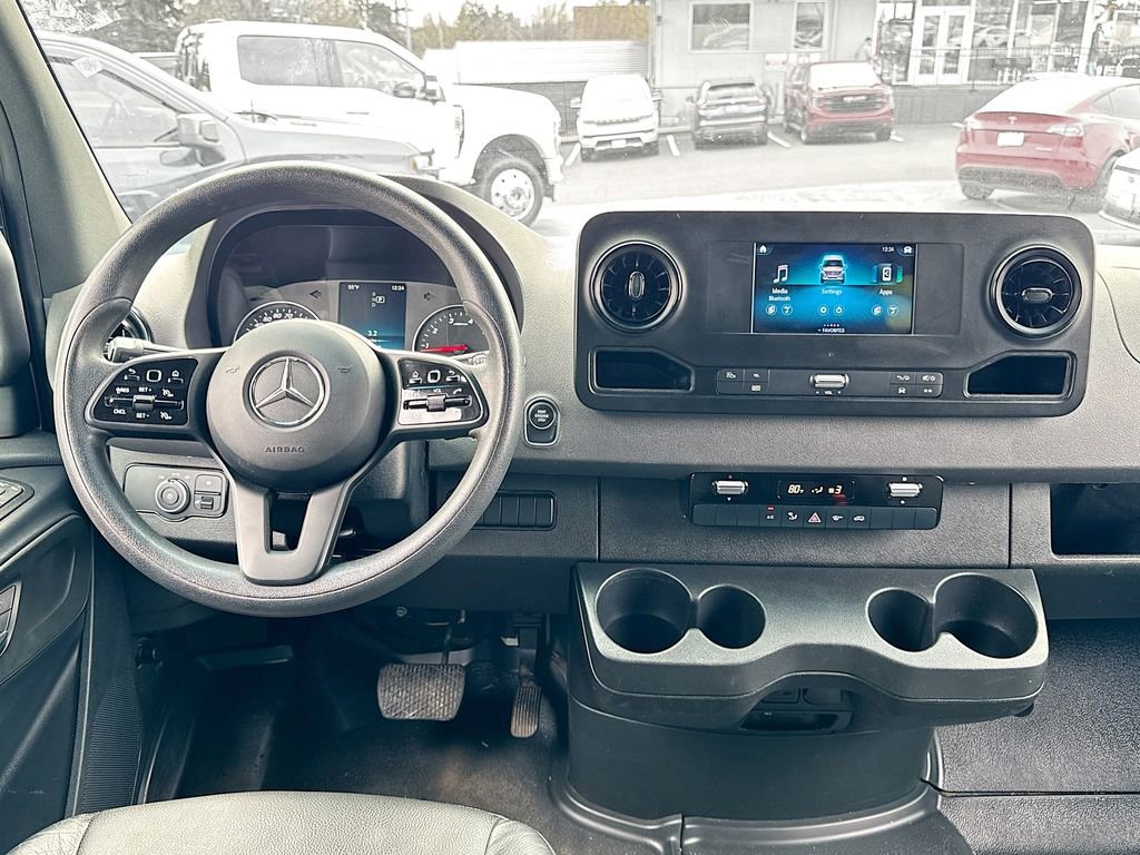 Used 2023 Mercedes-Benz Sprinter 2500 image 11