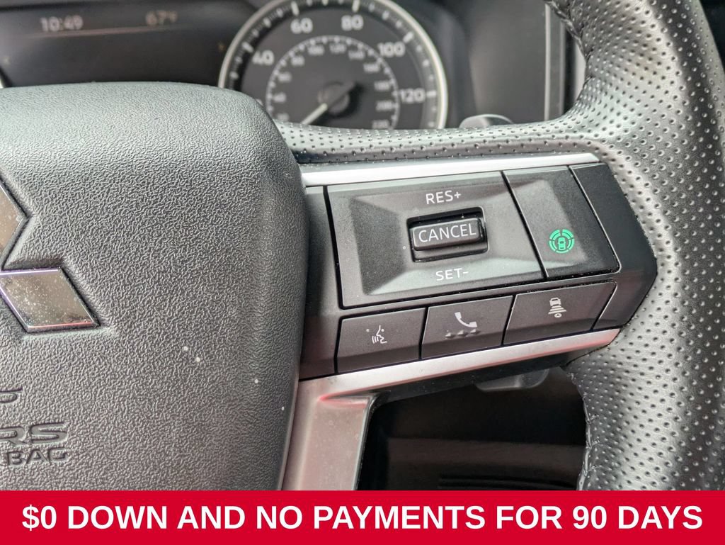 Used 2025 Mitsubishi Outlander SE AWD/4WD image 21