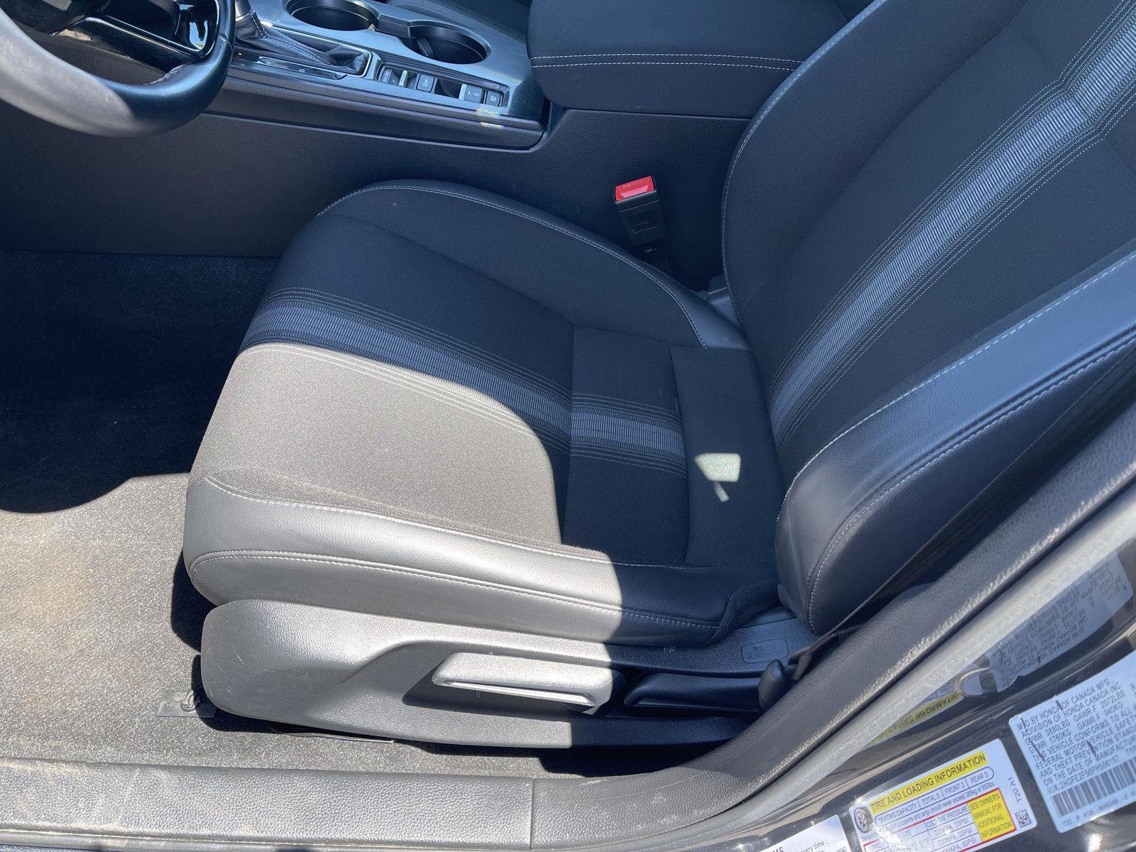 Used 2023 Honda Civic Sport image 3
