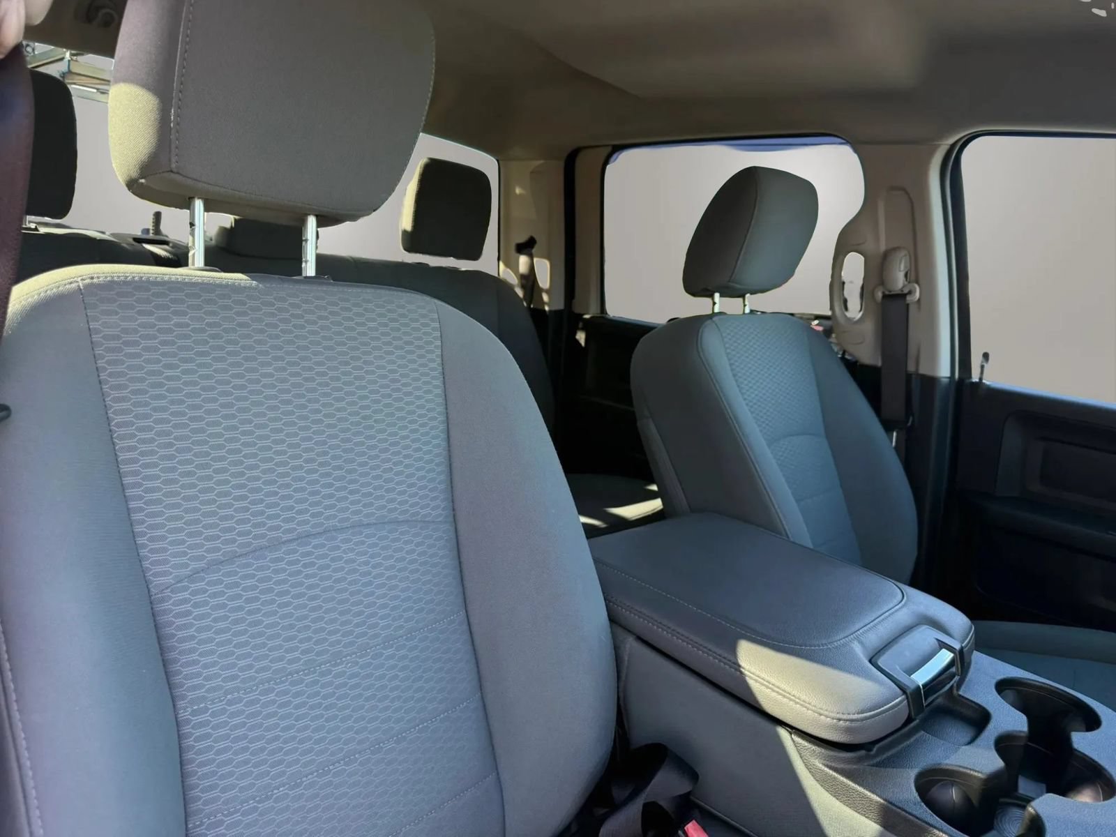 Used 2018 RAM 3500 Tradesman w/ Chrome Appearance Group AWD/4WD image 57