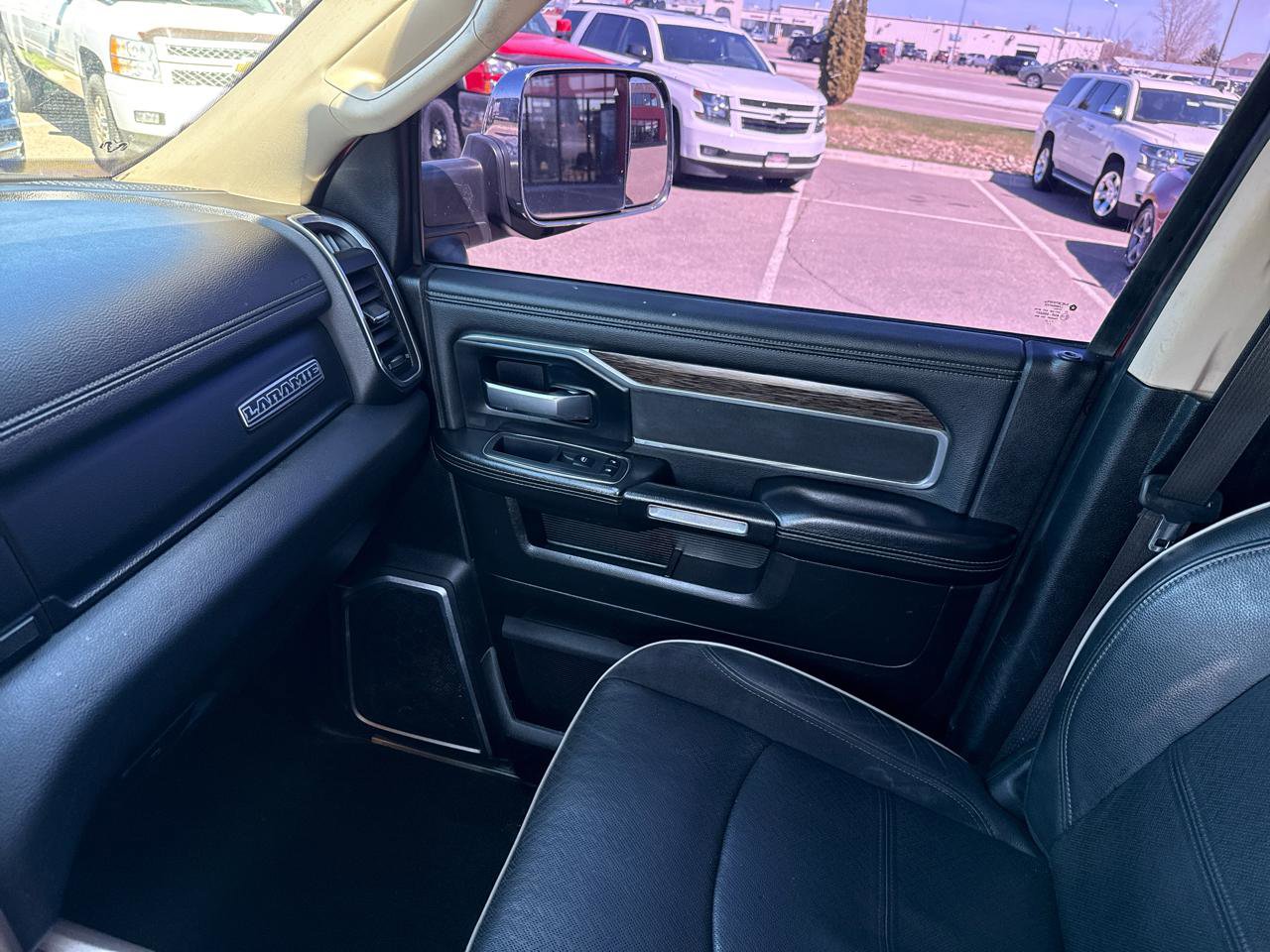 Used 2019 RAM 3500 Laramie AWD/4WD image 17