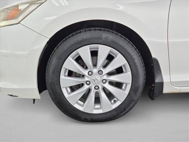 Used 2013 Honda Accord Touring image 28
