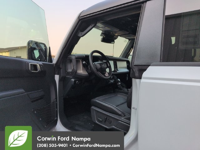 New 2026 Ford Bronco Outer Banks w/ Sasquatch Package AWD/4WD image 9