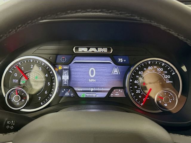 New 2026 RAM 1500 4x4 Crew Cab image 12