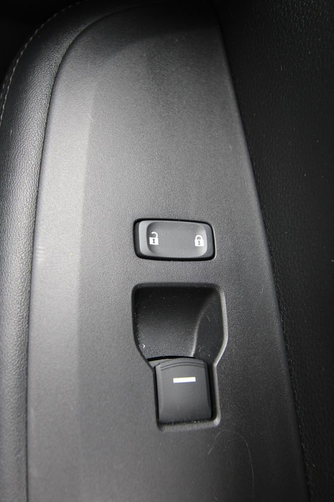 Used 2023 Honda HR-V LX image 23