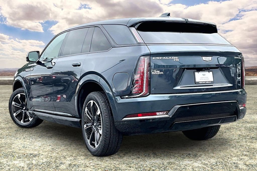 Certified 2026 Cadillac Escalade IQ Sport 2 w/ LPO, Floor Liner Package AWD/4WD image 4