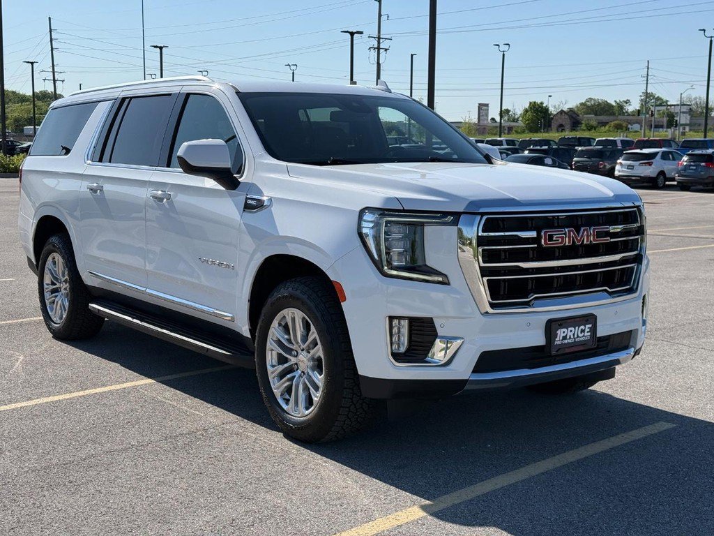 Used 2024 GMC Yukon XL SLT image 9