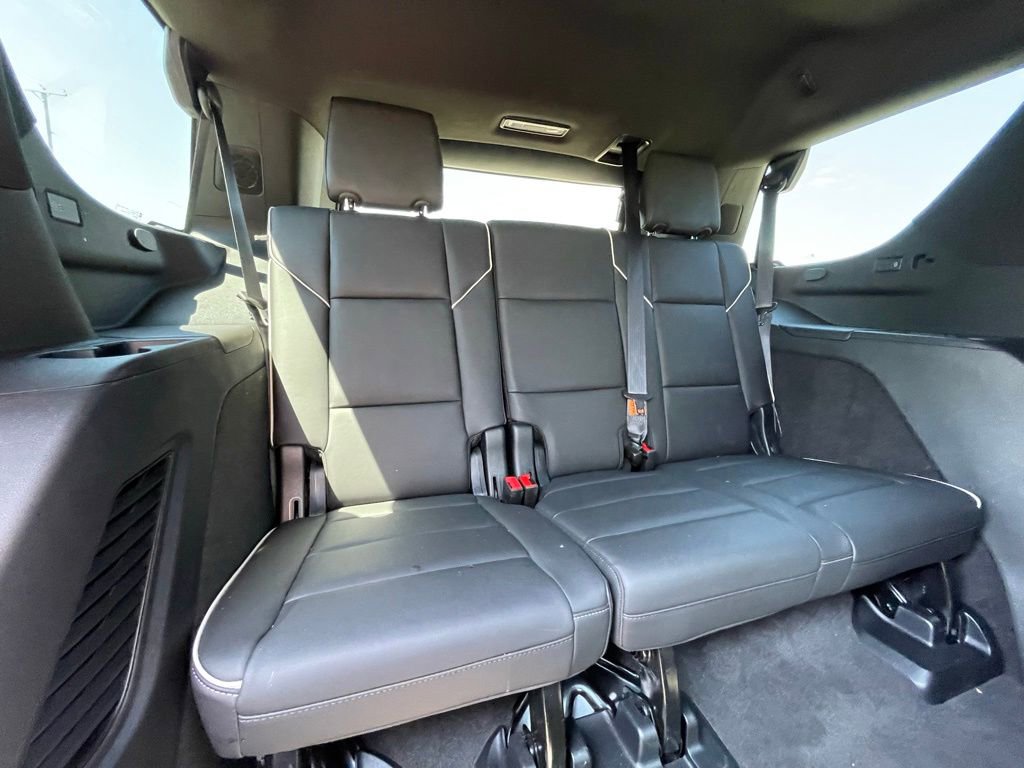 Used 2024 Cadillac Escalade Sport w/ LPO, ONYX Package AWD/4WD image 17