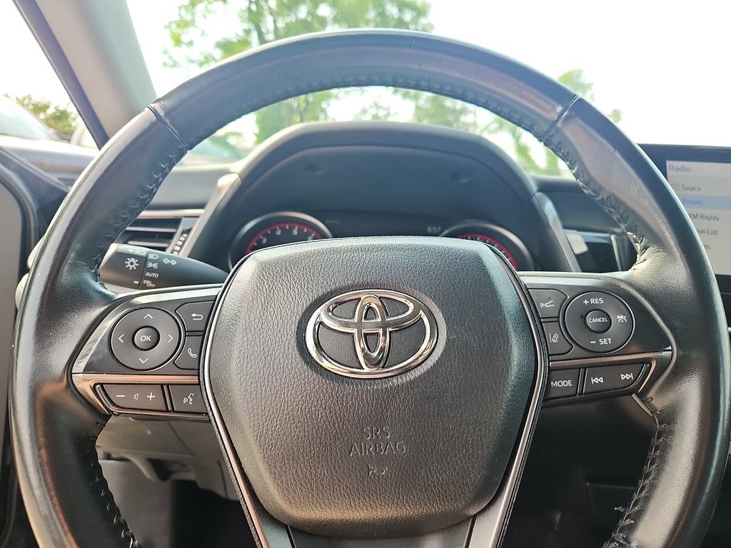 Used 2024 Toyota Camry XSE FWD image 18