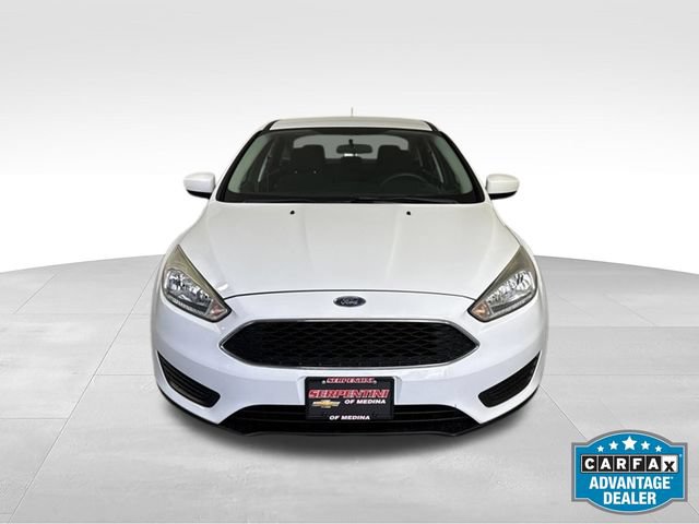 Used 2018 Ford Focus SE FWD image 2