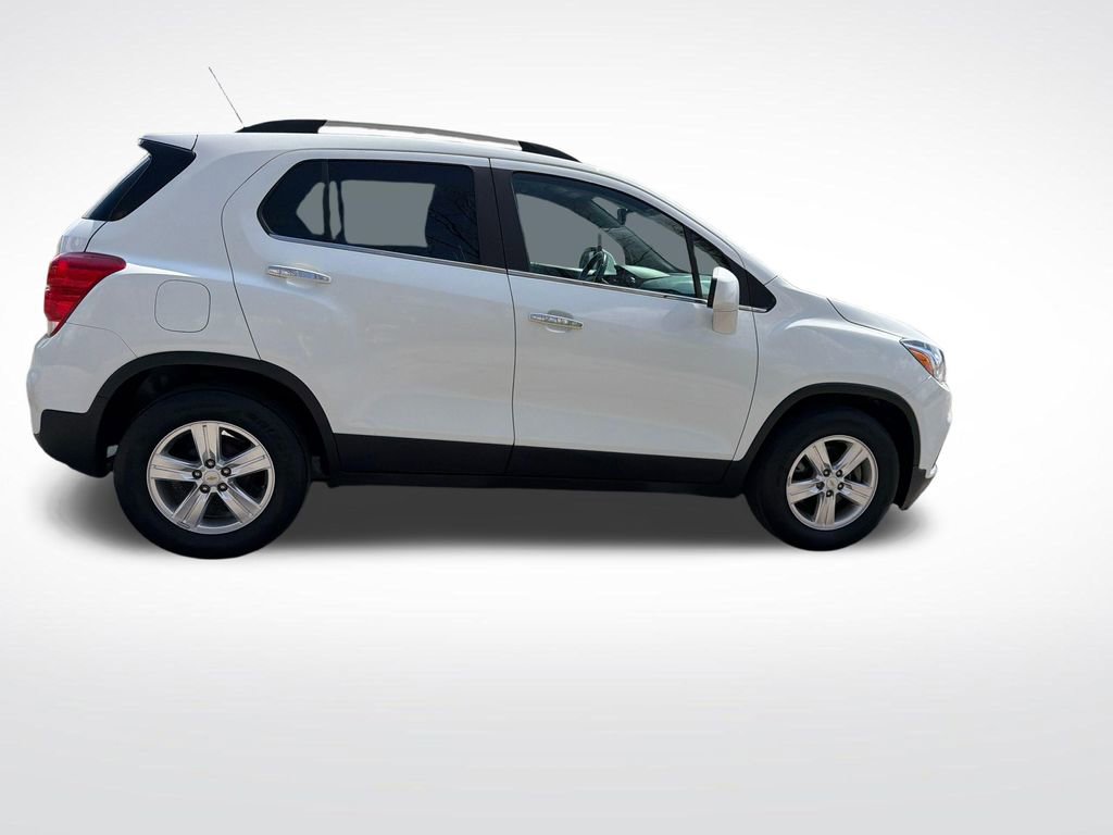 Used 2019 Chevrolet Trax LT w/ LT Convenience Package FWD image 7