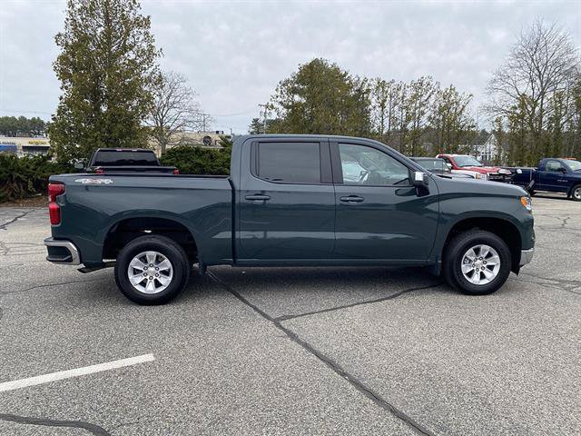 Used 2025 Chevrolet Silverado 1500 LT AWD/4WD image 32