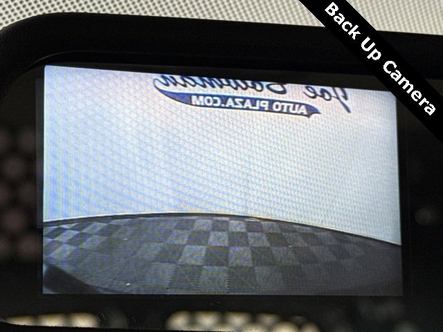 Used 2024 Chevrolet Express 2500 w/ Driver Convenience Package image 6