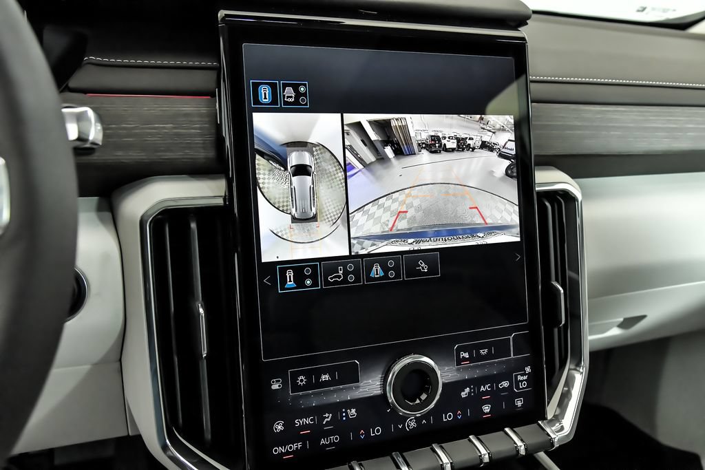 New 2027 GMC Acadia Denali w/ Denali Reserve Package AWD/4WD image 14