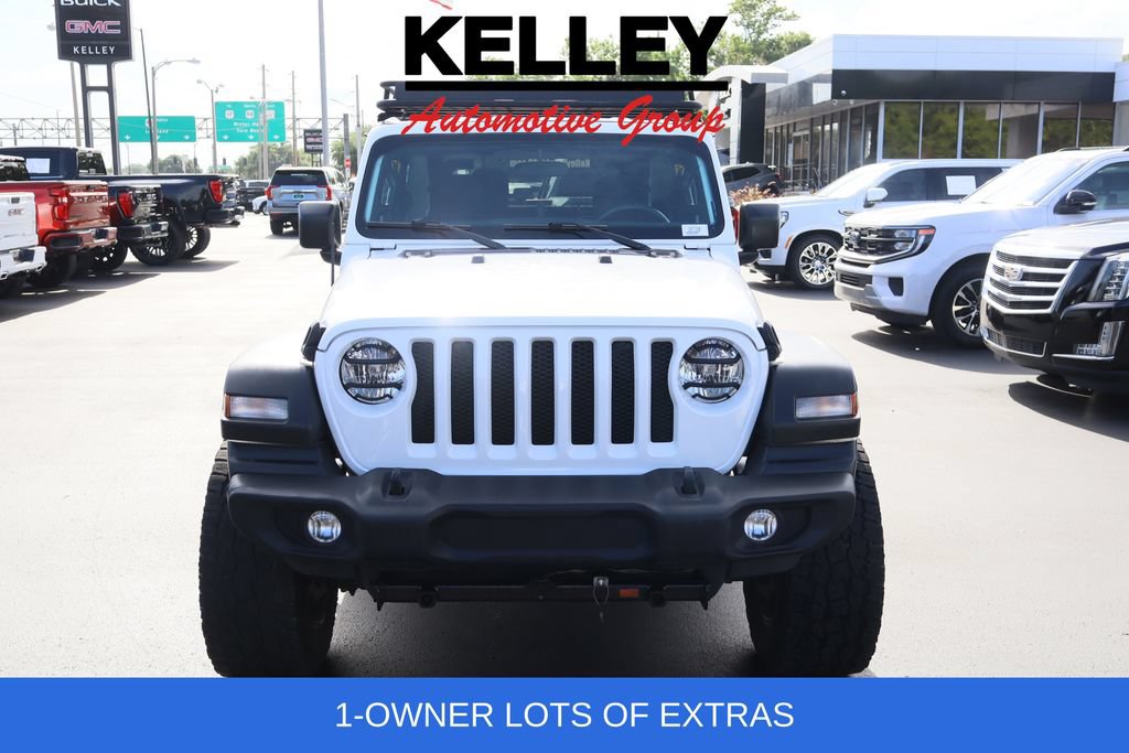 Used 2021 Jeep Wrangler Sport AWD/4WD image 4